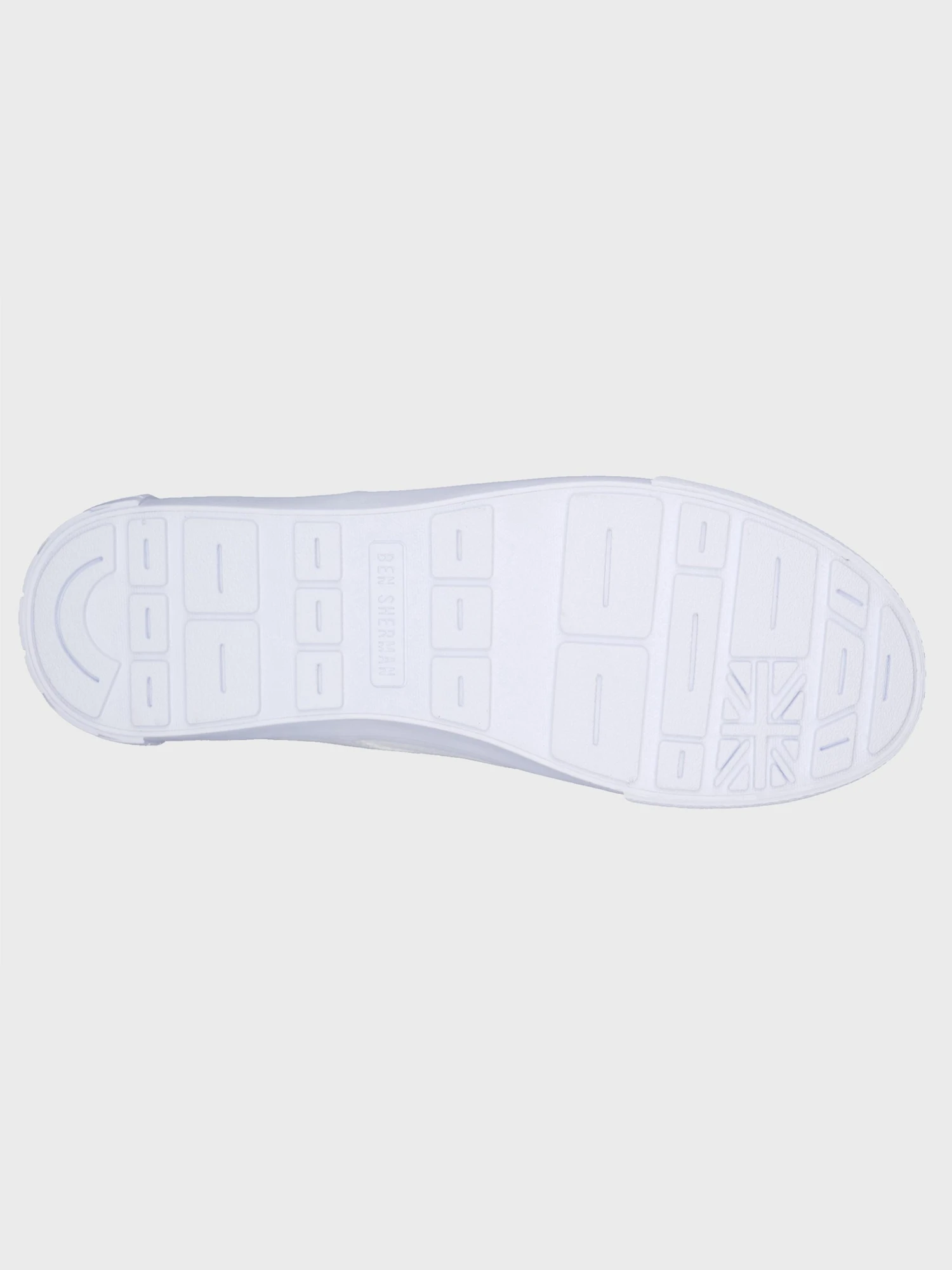 GMI Spring | Summer 2022 Pete Slip-On Canvas Sneaker - White 6 GMI Spring | Summer 2022 Pete Slip-On Canvas Sneaker - White