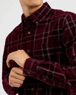 Oved Long-Sleeve Shirts Long-Sleeve Yarn-Dye Plaid Corduroy Shirt - Port Royal