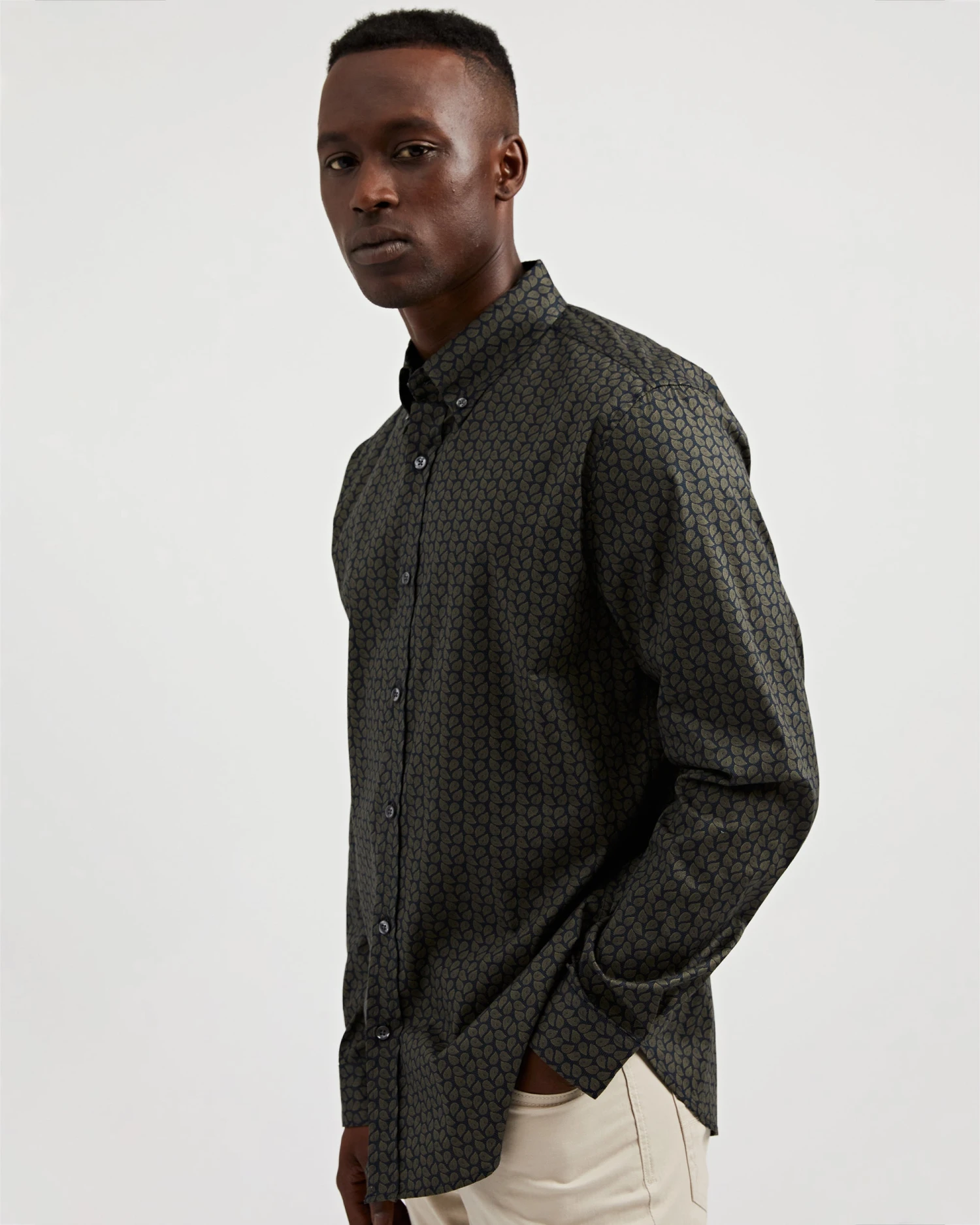 Oved Long-Sleeve Micro-Paisley Print Shirt - Navy Long-Sleeve Shirts 6 Oved Long-Sleeve Micro-Paisley Print Shirt - Navy Long-Sleeve Shirts